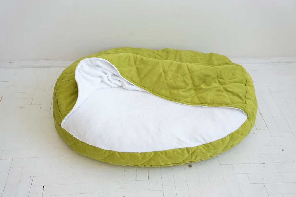 super soft dog bed with hood Personalized large dog furniture custom with faux fur and canopy Dog blanket Washable
